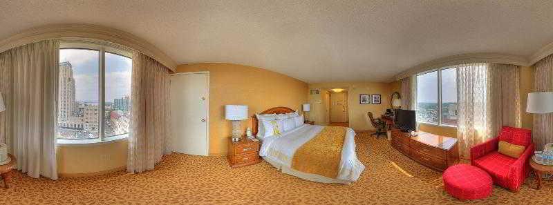 Durham Marriott City Center Екстер'єр фото